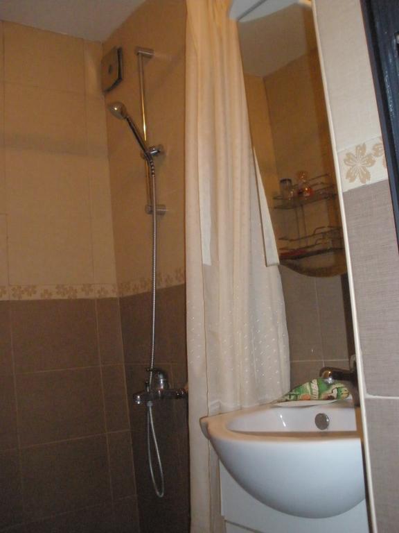 Comfort Guest Rooms Pleven Esterno foto